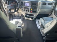 2023 Peterbilt 579