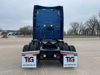 2023 Peterbilt 579