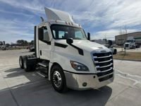 2021 Freightliner CASCADIA 126