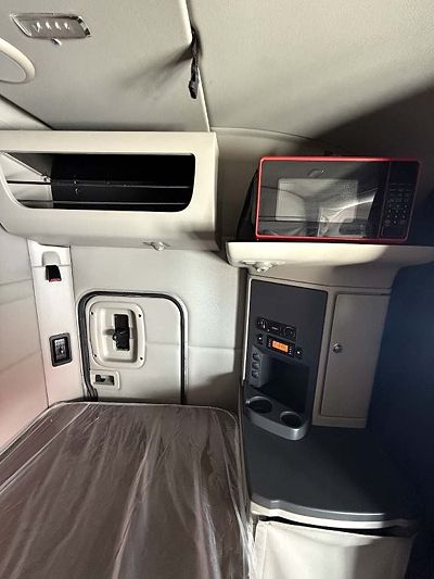 2020 Peterbilt 579