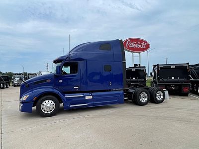 2023 Peterbilt 579