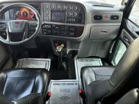 2023 Peterbilt 389