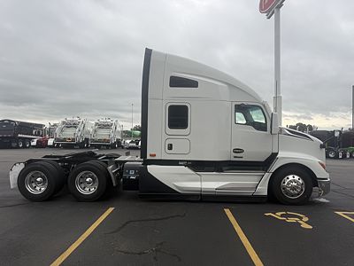 2024 Kenworth T680