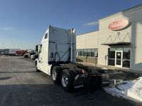 2017 Volvo VNL64T760