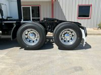 2023 Peterbilt 579