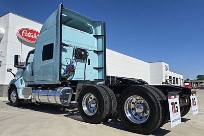 2023 International LT625