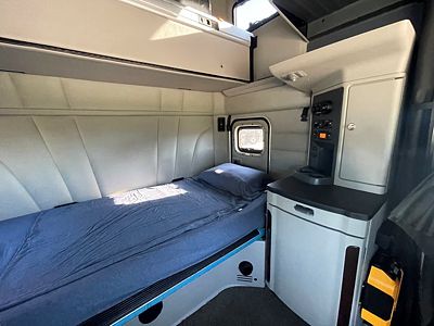 2020 Peterbilt 579