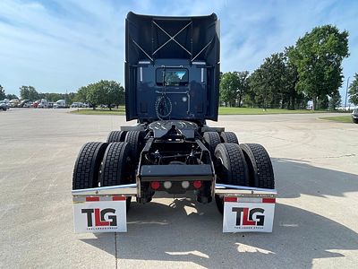 2023 Kenworth T680