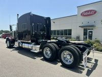 2020 Peterbilt 389