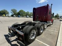 2023 Peterbilt 389