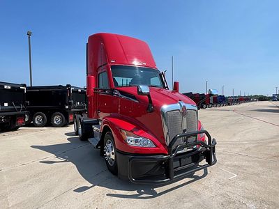 2023 Kenworth T680