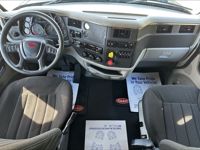2022 Peterbilt 567