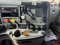 2019 Freightliner CASCADIA 125