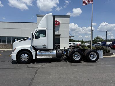 2022 Kenworth T680