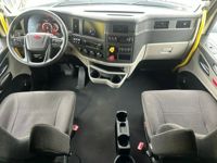 2023 Peterbilt 579
