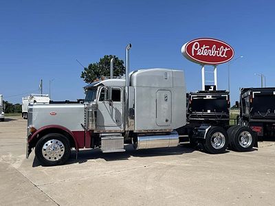 2000 Peterbilt 379