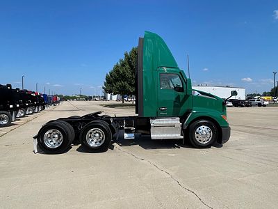 2023 Kenworth T680