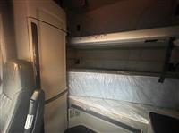 2022 Peterbilt 579