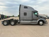 2022 Peterbilt 579