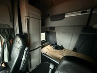 2023 Peterbilt 579