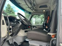 2022 Peterbilt 567