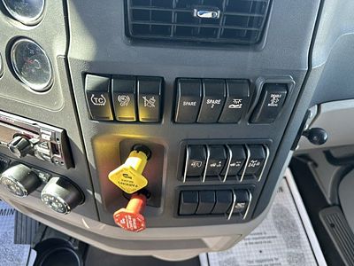 2020 Peterbilt 579