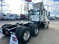 2021 Freightliner CASCADIA 126