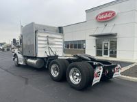 2021 Peterbilt 567