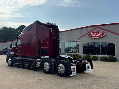 2023 Peterbilt 579
