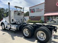 2021 Kenworth T880
