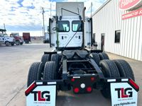 2021 Freightliner CASCADIA 126