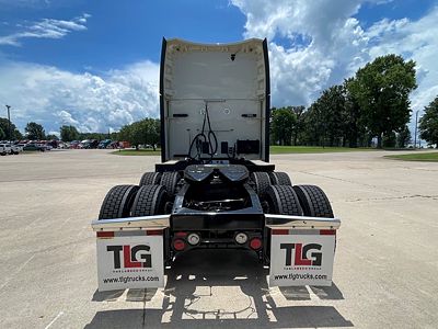 2023 Peterbilt 579