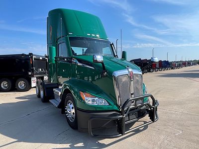2023 Kenworth T680