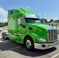 2022 Peterbilt 579