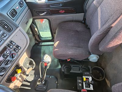 2018 Peterbilt 389