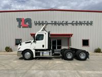 2021 Freightliner CASCADIA 126