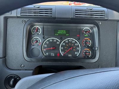 2020 Freightliner CASCADIA 125