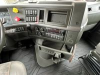 2022 Volvo VNL64T860