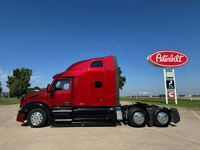2023 Peterbilt 579