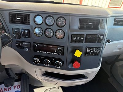 2021 Peterbilt 567