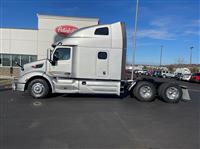 2022 Peterbilt 579