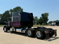 2021 Peterbilt 389