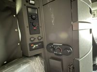 2022 Volvo VNL64T860