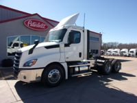 2021 Freightliner CASCADIA 126