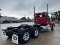 2020 Peterbilt 389