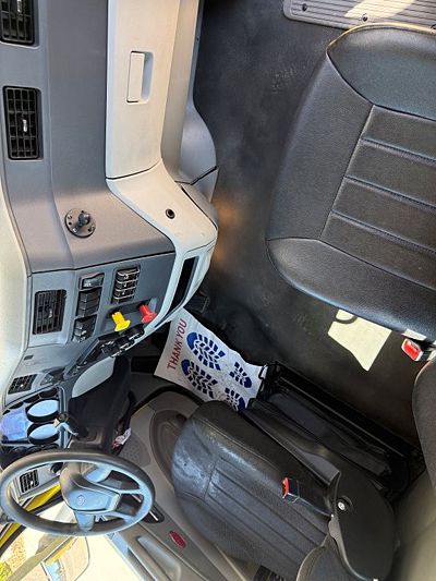 2021 Peterbilt 579