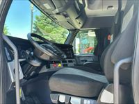 2021 Freightliner CASCADIA 126