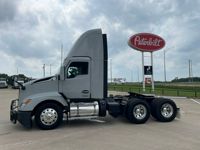 2023 Kenworth T680