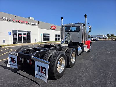2018 Peterbilt 389