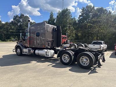 2020 Peterbilt 579